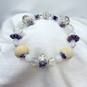 Handmade Bead Bracelet Magnetic Clasp - 7 1/2”